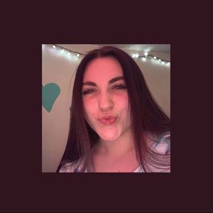 Meet your Posher, Marissa